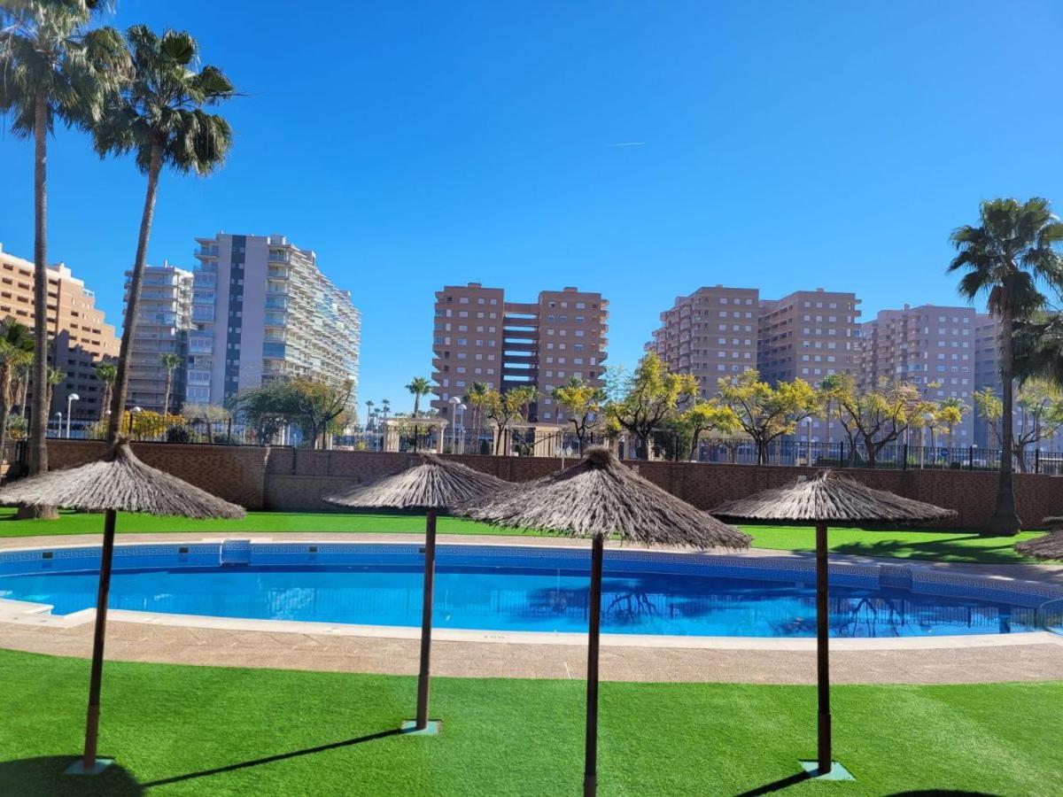 Schoene Ferienwohnung Ca. 350M Vom Strand Entfernt 오로페사델마르 외부 사진