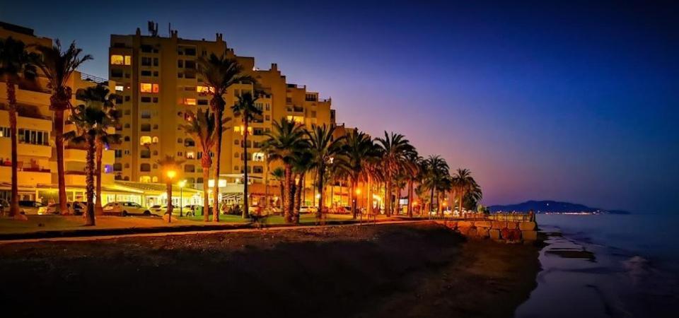 Schoene Ferienwohnung Ca. 350M Vom Strand Entfernt 오로페사델마르 외부 사진